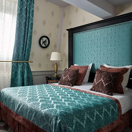 Hotel Chateau Des Fleurs & 5*