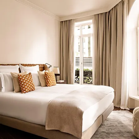 Chateau Des Fleurs & Hotel 5*