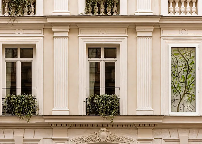 Hotel Chateau Des Fleurs &