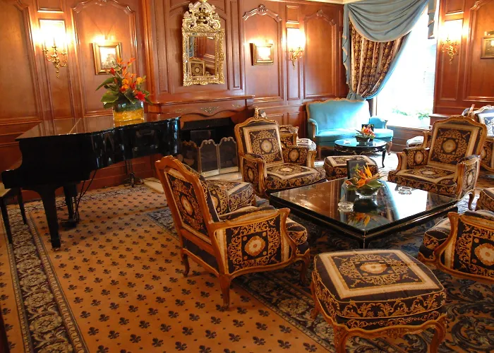 Chateau Des Fleurs & Parijs