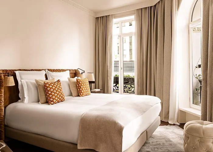 Chateau Des Fleurs & Hotel 5*