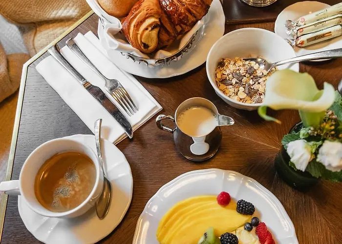 Chateau Des Fleurs &