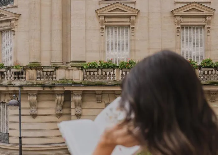 Chateau Des Fleurs & Hotel 5*