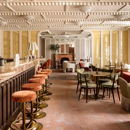 Chateau Des Fleurs & 酒店