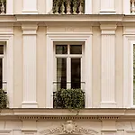 فندق Chateau Des Fleurs &