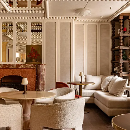 Chateau Des Fleurs &