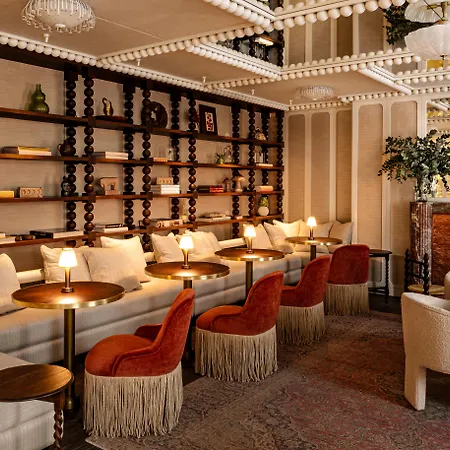 Chateau Des Fleurs & París