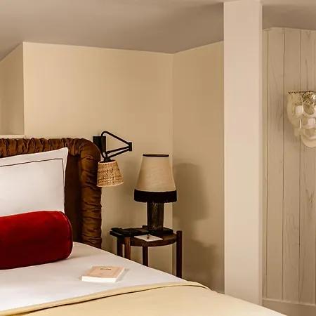 Hotel Chateau Des Fleurs - Champs-elysees 5*