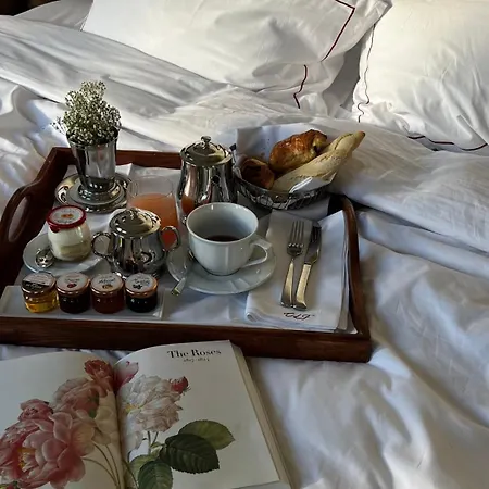 Hotel Chateau Des Fleurs - Champs-elysees Paris
