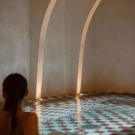 Chateau Des Fleurs & París