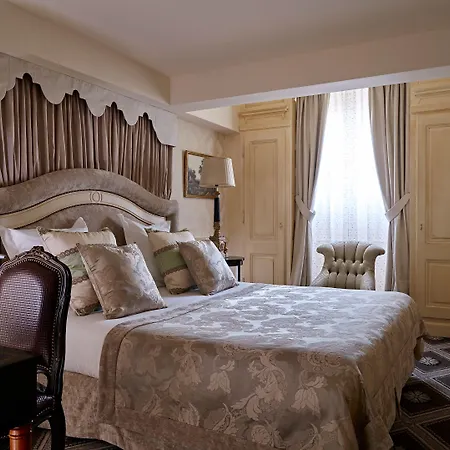 فندق Chateau Des Fleurs & 5*