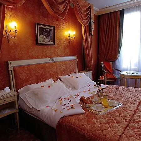 Chateau Des Fleurs & 5*