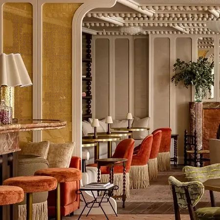 Chateau Des Fleurs & Hotel Paris