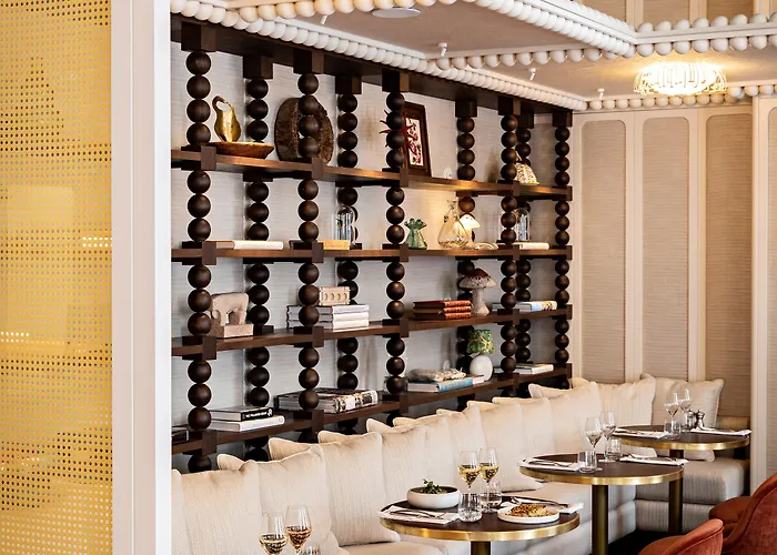 Château Des Fleurs Hôtel&spa Hotel Paris