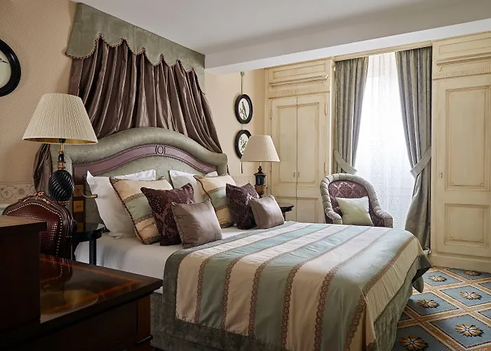 Château Des Fleurs Hôtel&spa Hotel